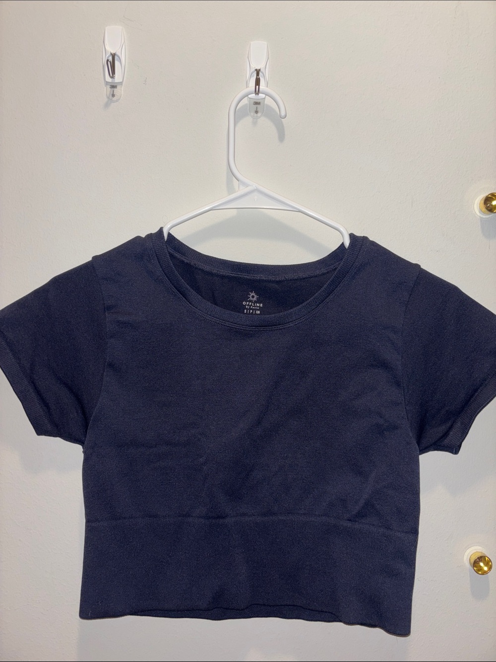 aerie Black Cropped Tee - Womens' Short Sleeve